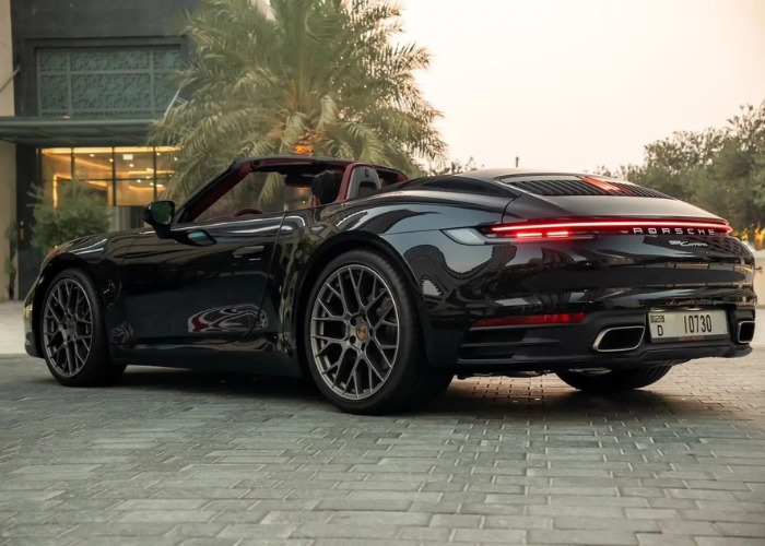 Porsche 911 Carrera Cabrio 5.png