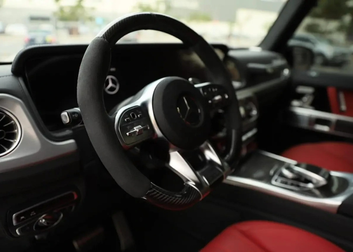 Mercedes-Benz G63 1.png