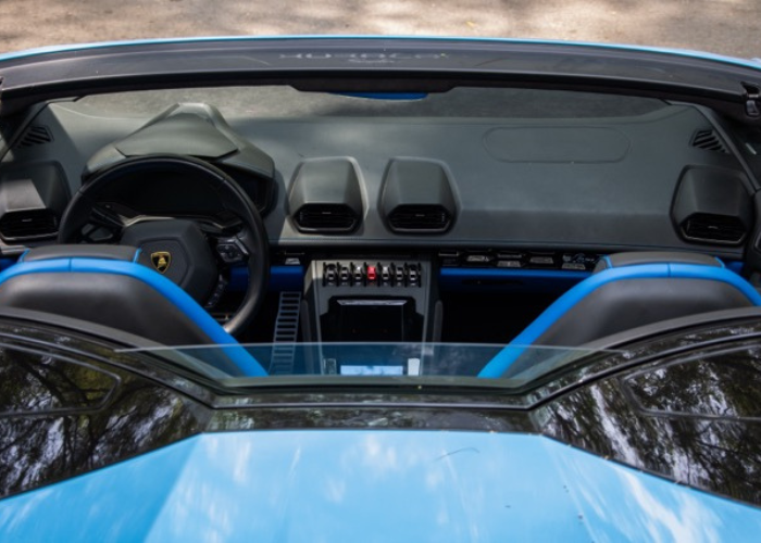 Lamborghini Huracan EVO Spyder 3.png